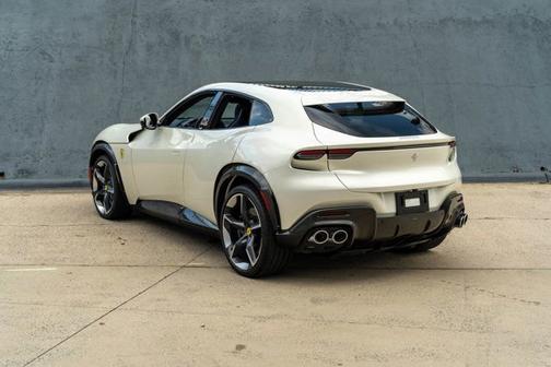 2023 Ferrari Purosangue 