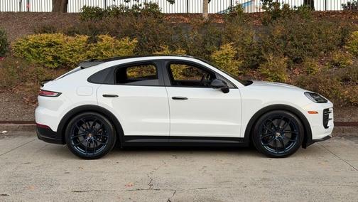 2024 Porsche Cayenne Turbo GT