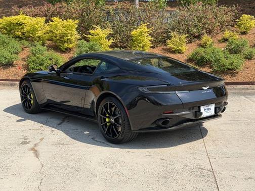 2019 Aston Martin DB11 AMR