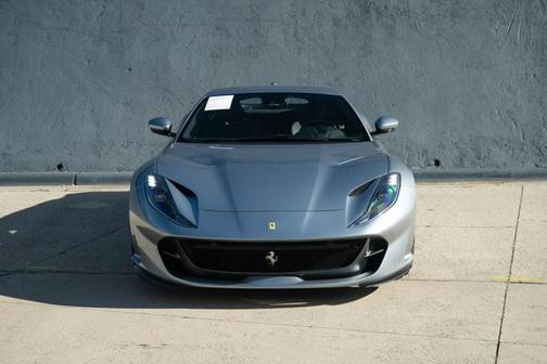 2020 Ferrari 812 Superfast Base