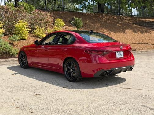 Rosso Alfa 2017 Alfa Romeo Giulia Ti