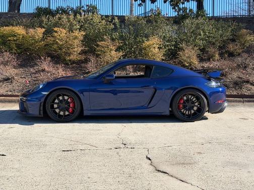 2020 Porsche 718 Cayman GT4
