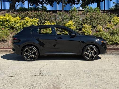 2025 Alfa Romeo Tonale Special Edition Intensa