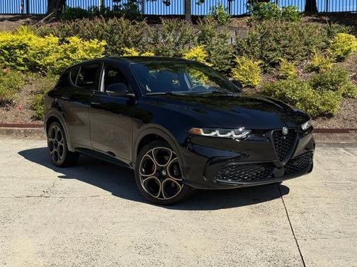 2025 Alfa Romeo Tonale Special Edition Intensa