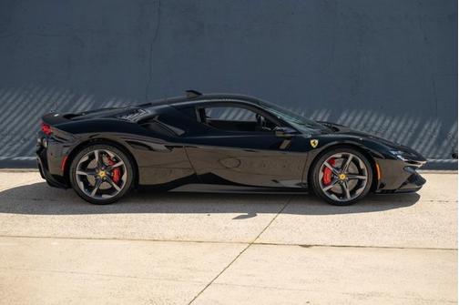 2022 Ferrari SF90 Stradale Base
