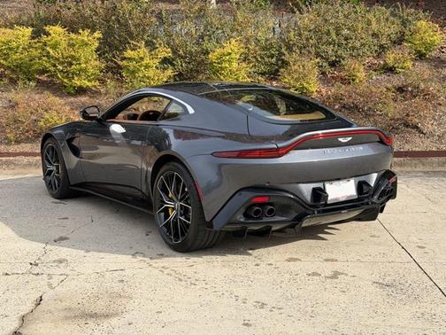 2023 Aston Martin Vantage 