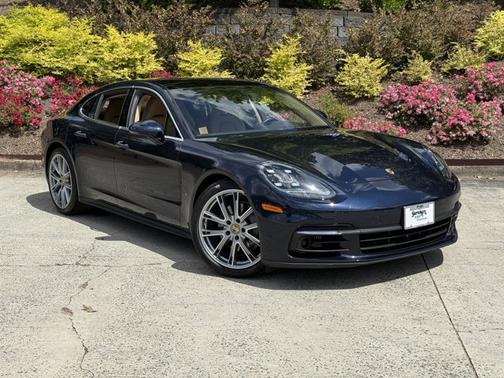 2018 Porsche Panamera 4S