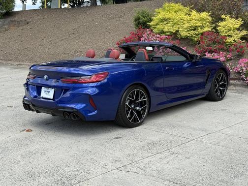 2022 BMW M8 Competition