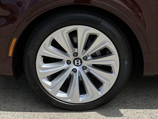2024 Bentley Bentayga Azure