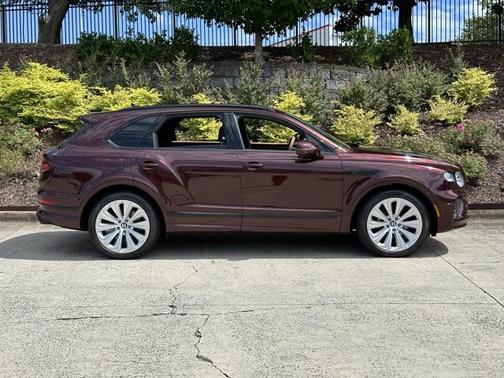 2024 Bentley Bentayga Azure
