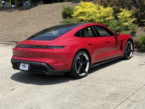 2021 Porsche Taycan Turbo S