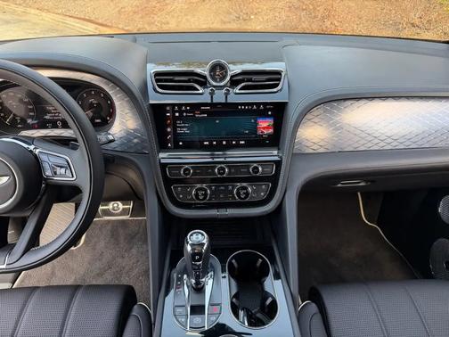 Beluga 2023 Bentley Bentayga Speed W12