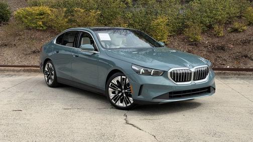 2025 BMW 530 530i