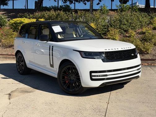 2023 Land Rover Range Rover SE