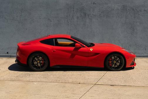 Rosso Corsa 2016 Ferrari F12berlinetta Berlinetta