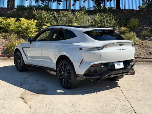 2023 Aston Martin DBX 707