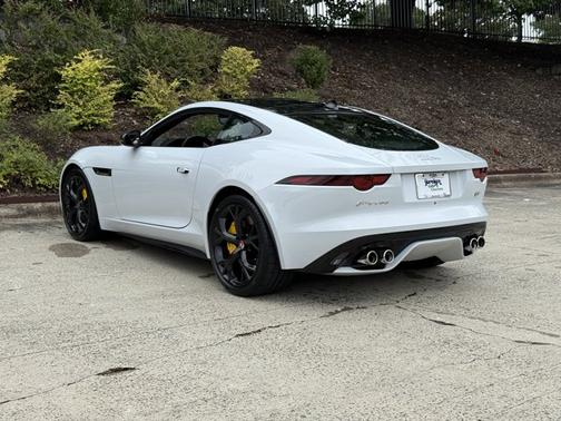 2018 Jaguar F-TYPE R