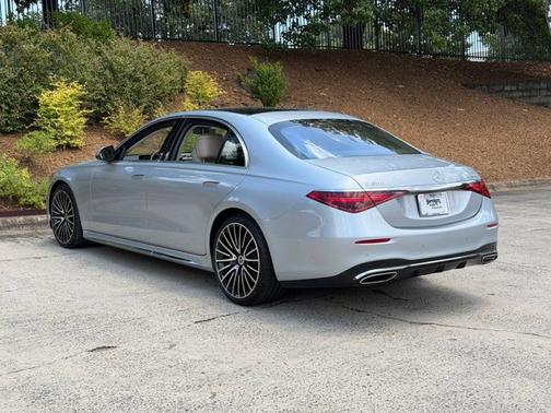 Silver Metallic 2022 Mercedes-Benz S-Class S 580