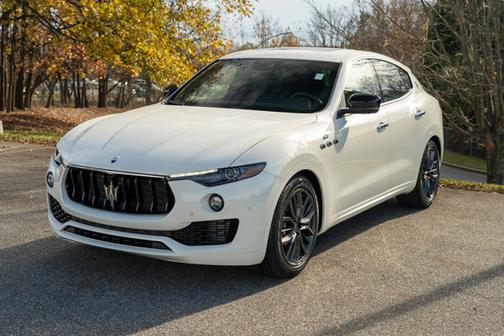 2024 Maserati Levante GT Ultima