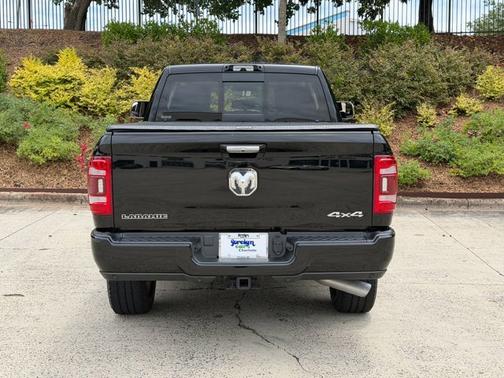 Diamond Black Crystal Pearlcoat 2021 RAM 2500 Laramie