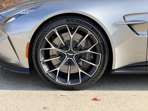 2026 Aston Martin Vantage 