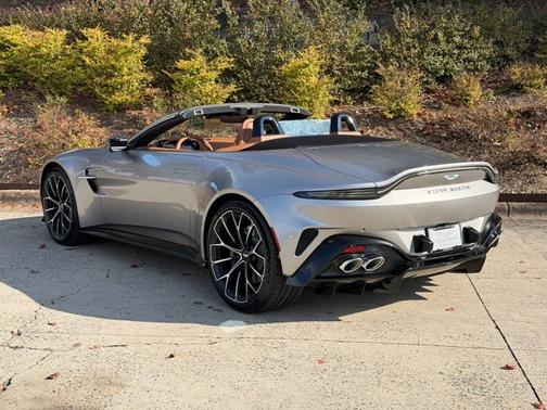 2026 Aston Martin Vantage 
