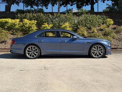 2025 Bentley Flying Spur Speed