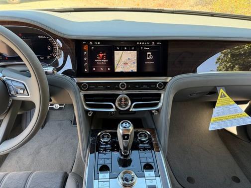 2025 Bentley Flying Spur Speed