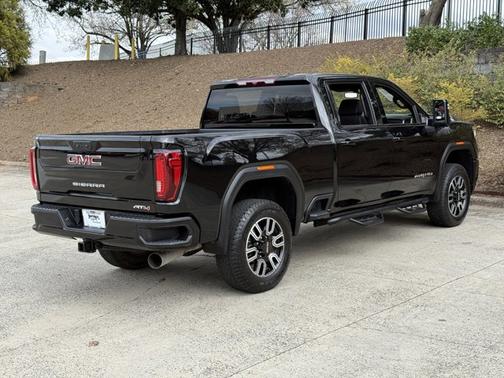 2022 GMC Sierra 2500 AT4