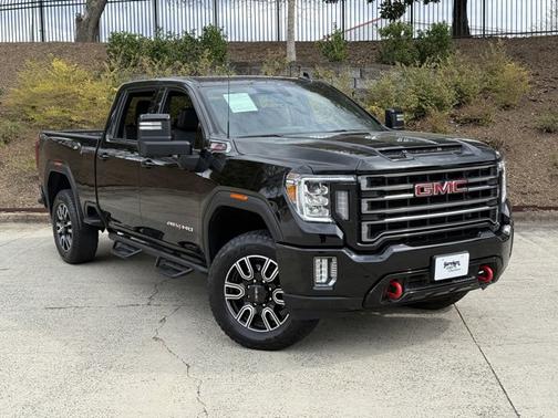2022 GMC Sierra 2500 AT4