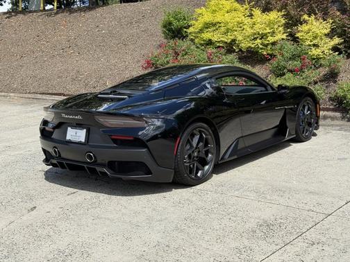 2022 Maserati MC20 2DR CPE