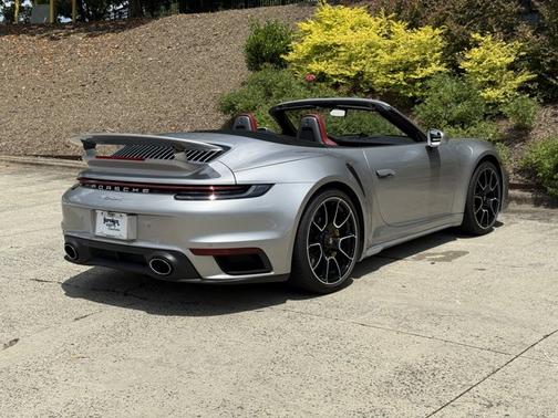 2022 Porsche 911 Turbo S