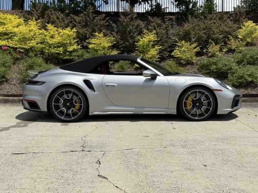 2022 Porsche 911 Turbo S