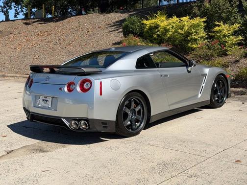 2015 Nissan GT-R Black Edition