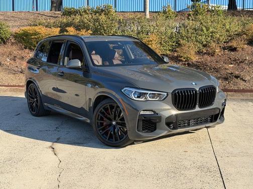 2021 BMW X5 M50i