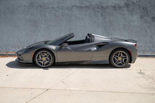 2023 Ferrari F8 Spider 2DR CNV