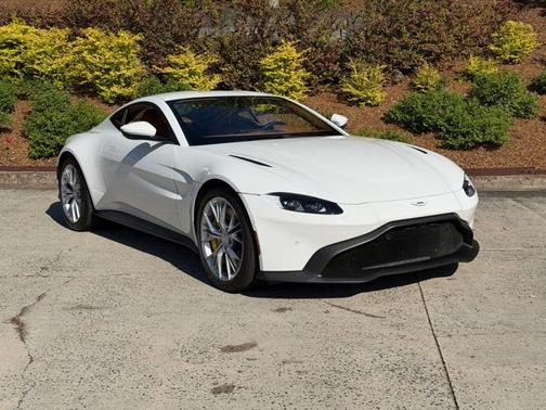 White 2021 Aston Martin Vantage Base