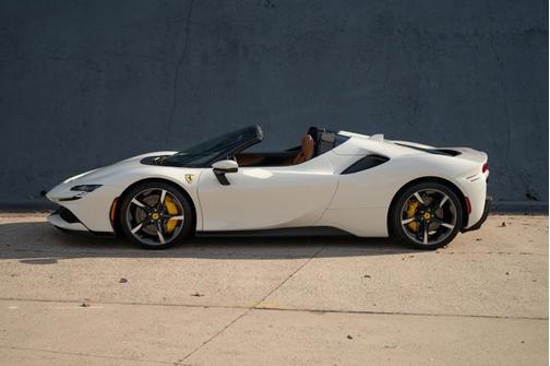 2024 Ferrari SF90 Spider 