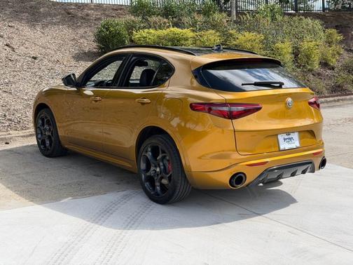 2023 Alfa Romeo Stelvio Veloce