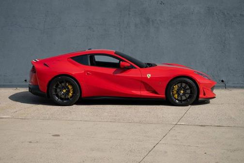 2020 Ferrari 812 Superfast 