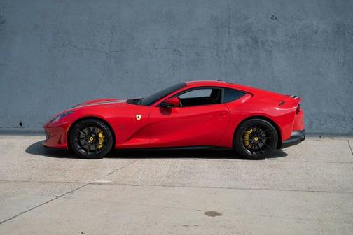 2020 Ferrari 812 Superfast 