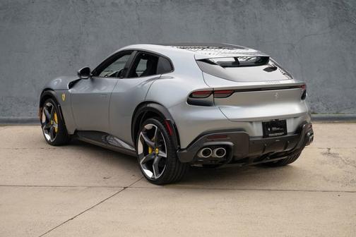 2024 Ferrari Purosangue Base