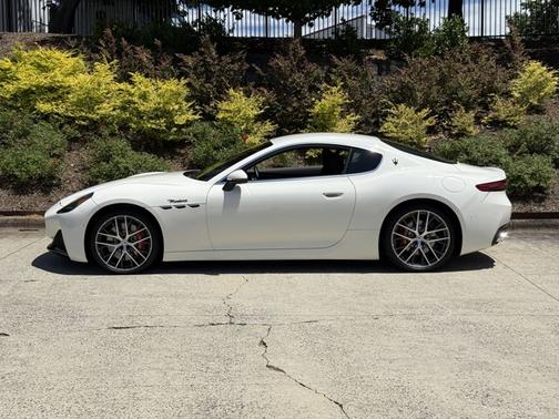 2024 Maserati GranTurismo Modena