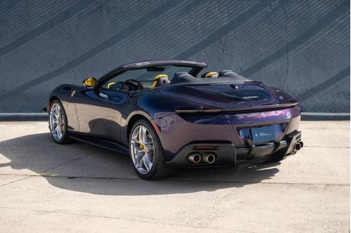 2024 Ferrari Roma Spider Base