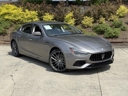 2022 Maserati Ghibli Modena