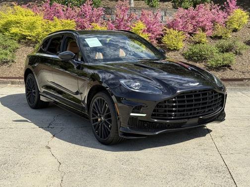 2023 Aston Martin DBX 707