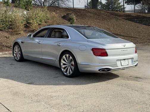 2022 Bentley Flying Spur Hybrid
