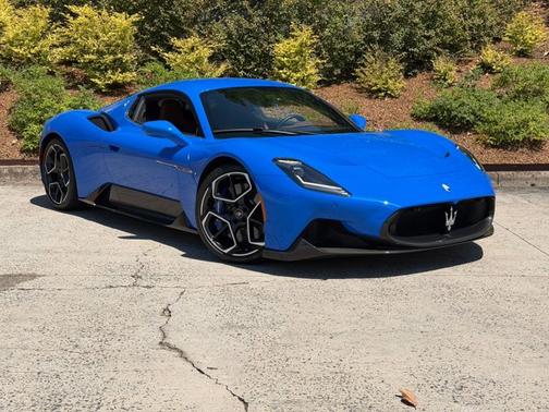 Blue 2022 Maserati MC20 Base