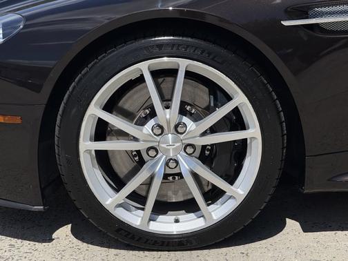 2012 Aston Martin V8 Vantage 2DR CNV