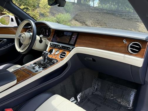 2023 Bentley Continental GT GT V8